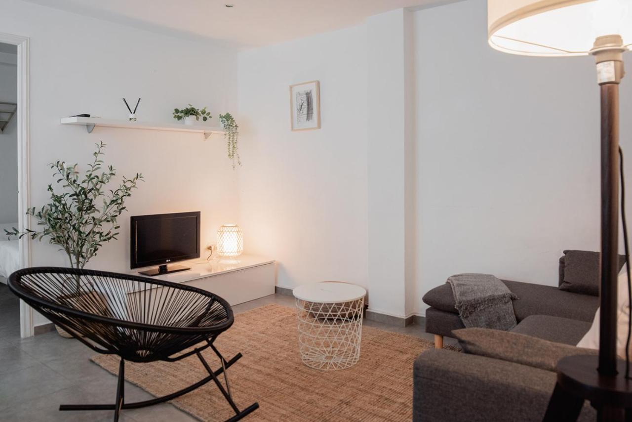 Apartamentos Fv Flats Valencia - Mestalla 7 ภายนอก รูปภาพ