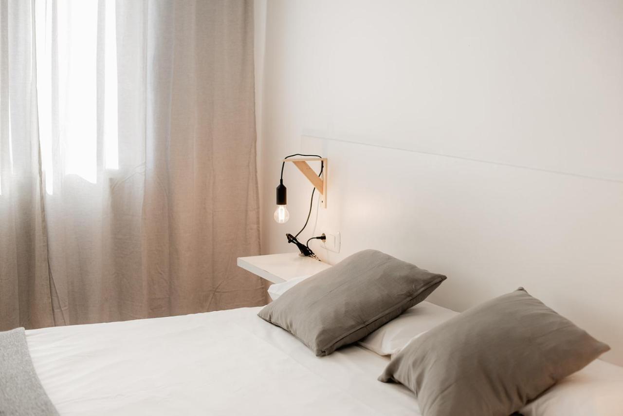 Apartamentos Fv Flats Valencia - Mestalla 7 ภายนอก รูปภาพ