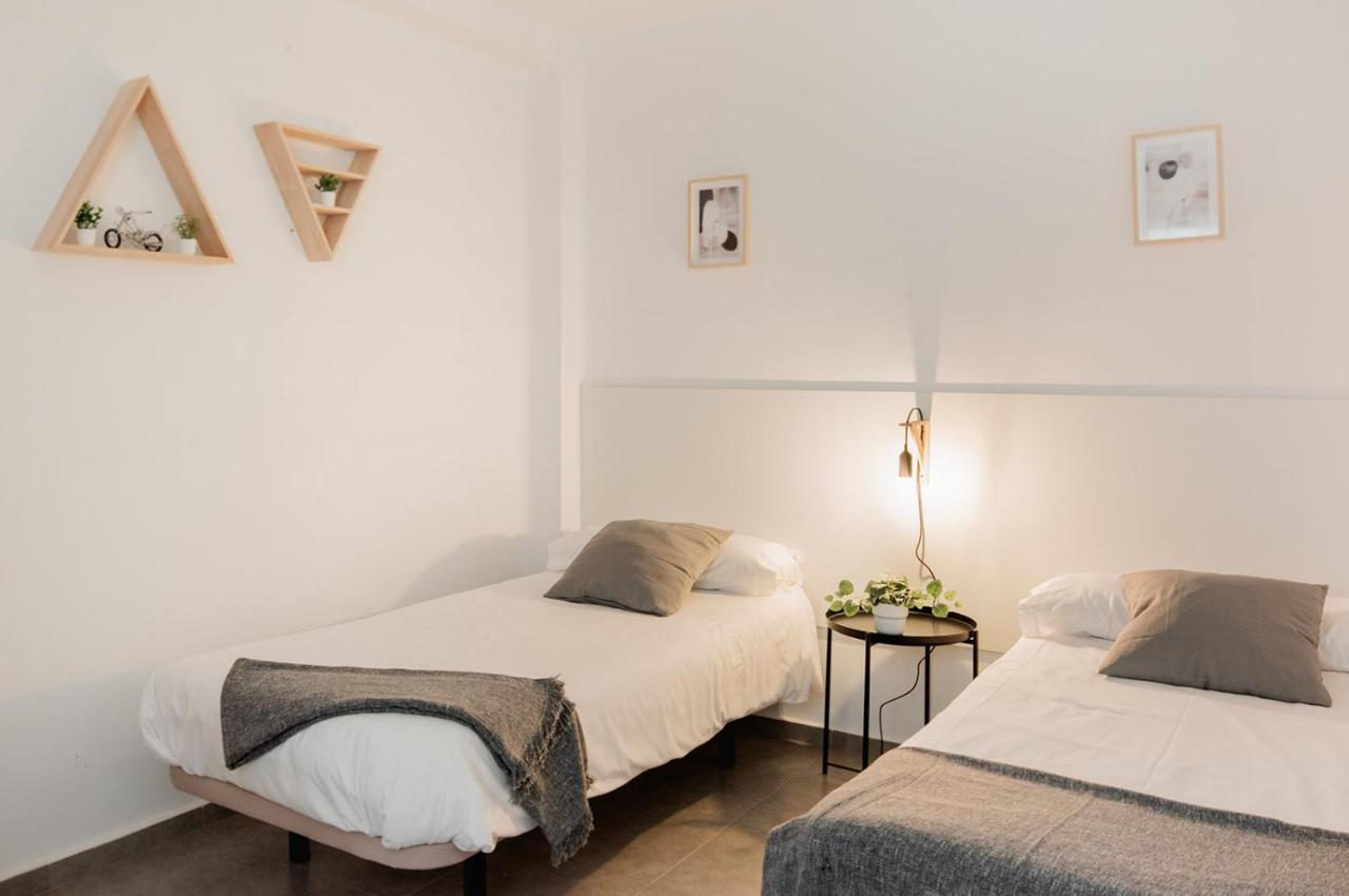 Apartamentos Fv Flats Valencia - Mestalla 7 ภายนอก รูปภาพ