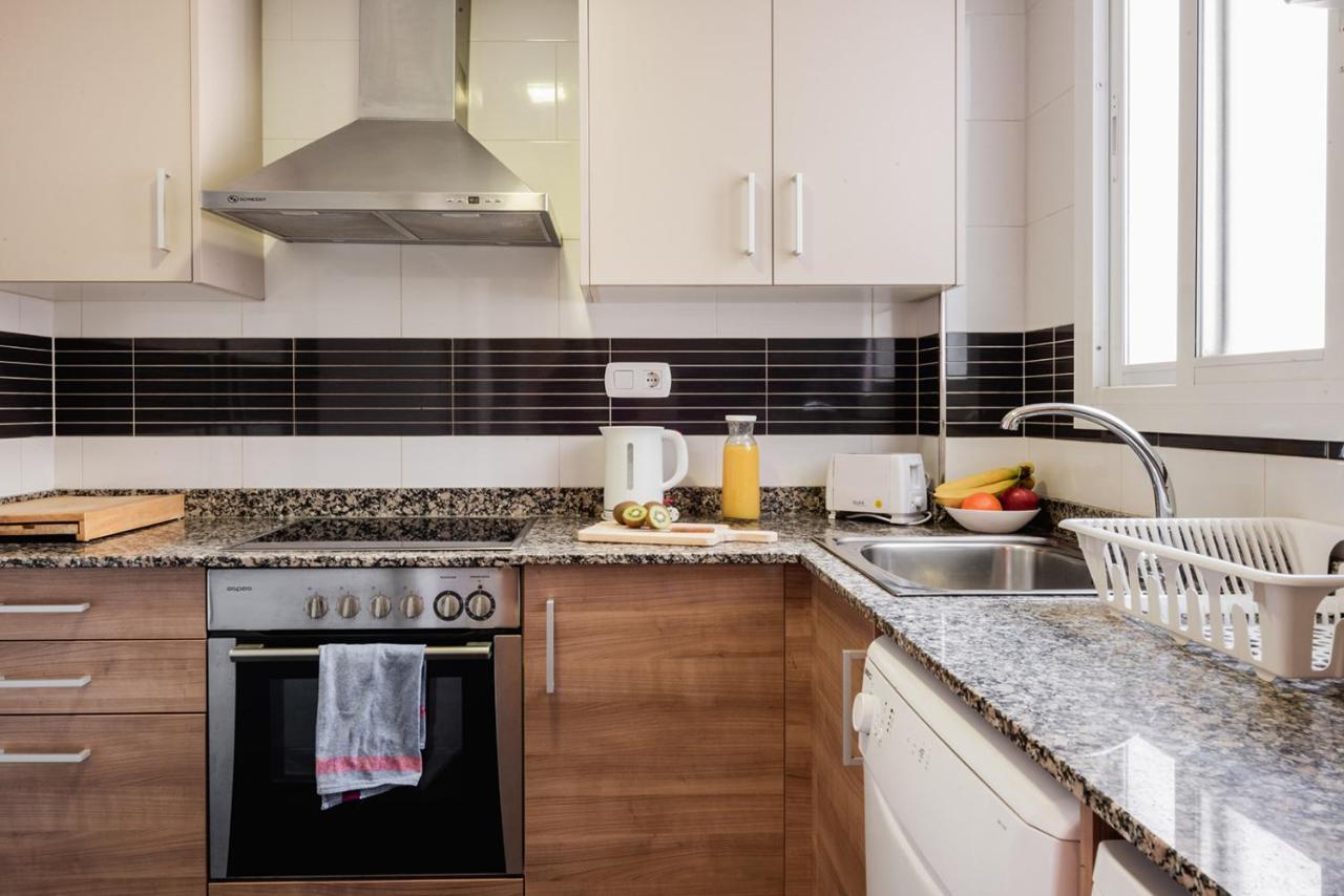 Apartamentos Fv Flats Valencia - Mestalla 7 ภายนอก รูปภาพ