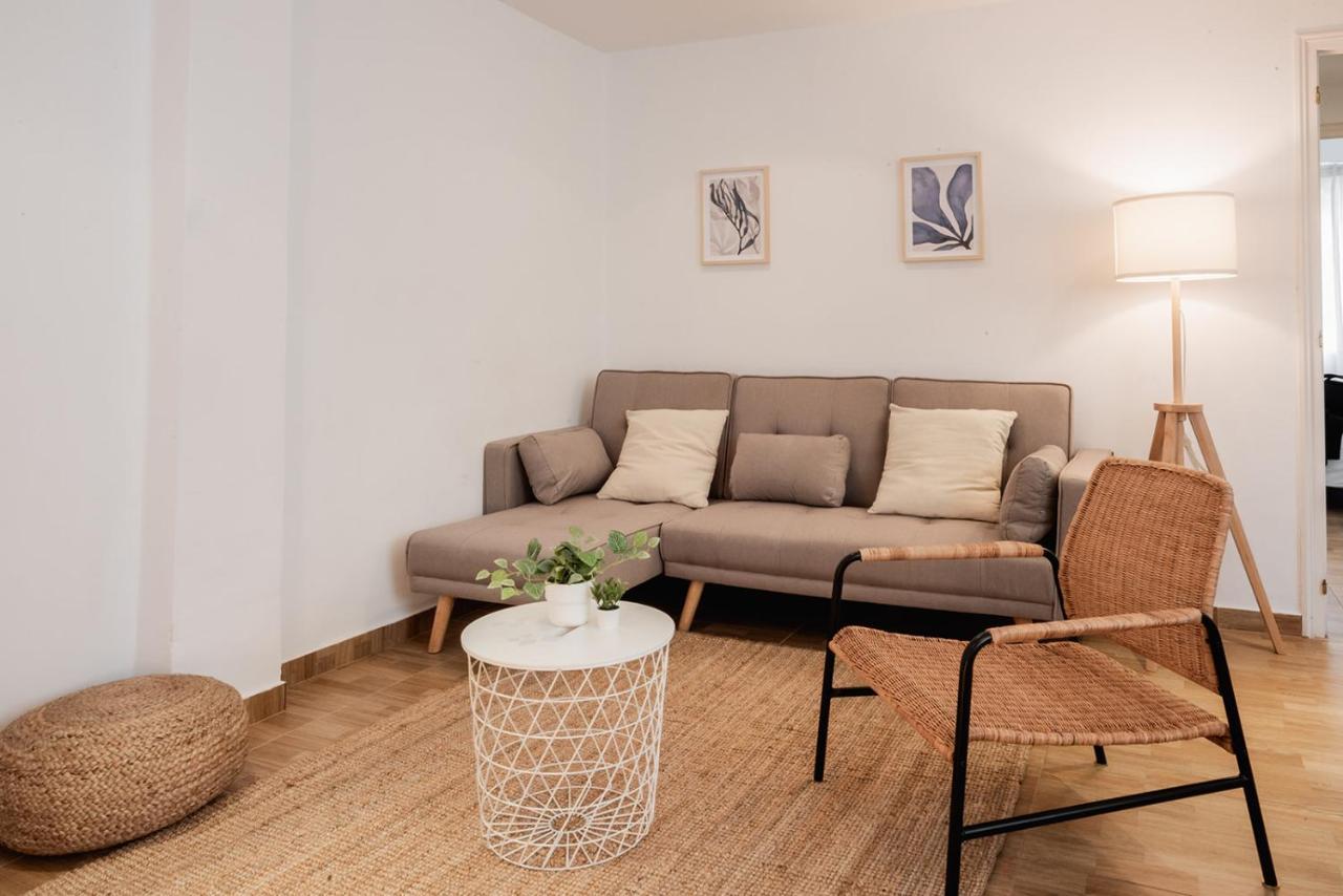 Apartamentos Fv Flats Valencia - Mestalla 7 ภายนอก รูปภาพ
